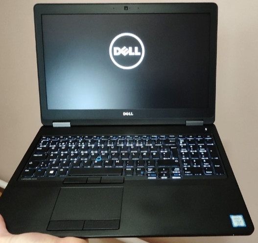 Ноутбук: DELL 5570 15.6