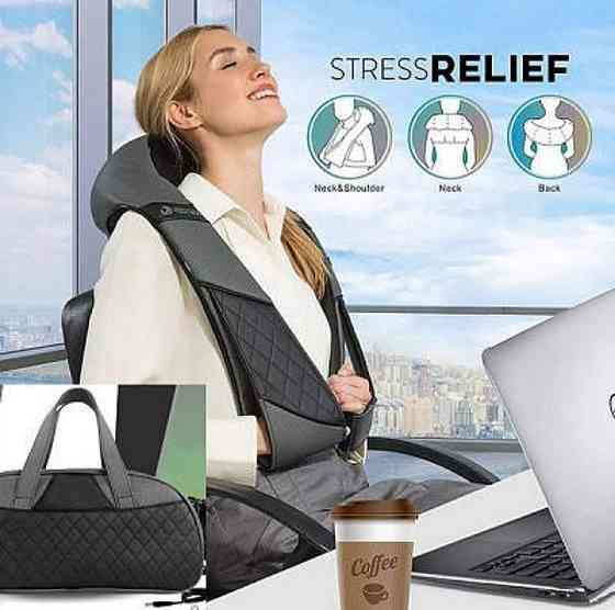 Массажер для шеи и плеч с прогревом, сумкой и адаптером в автомобиль Черный Винница