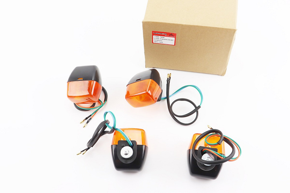 Поворотник лев., Прав. (без "ніжки") к-кт 4 шт, жовті, (два дроти) Киев - изображение 1