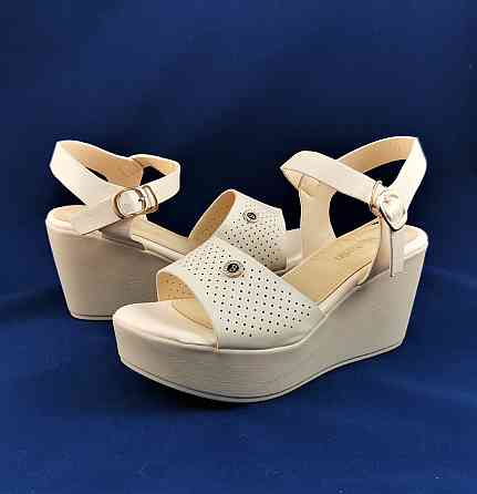 Жіночі Сандалі Босоножки на Танкетці Платформа Бжевелітні (розміри: 40) - 15 Дніпро