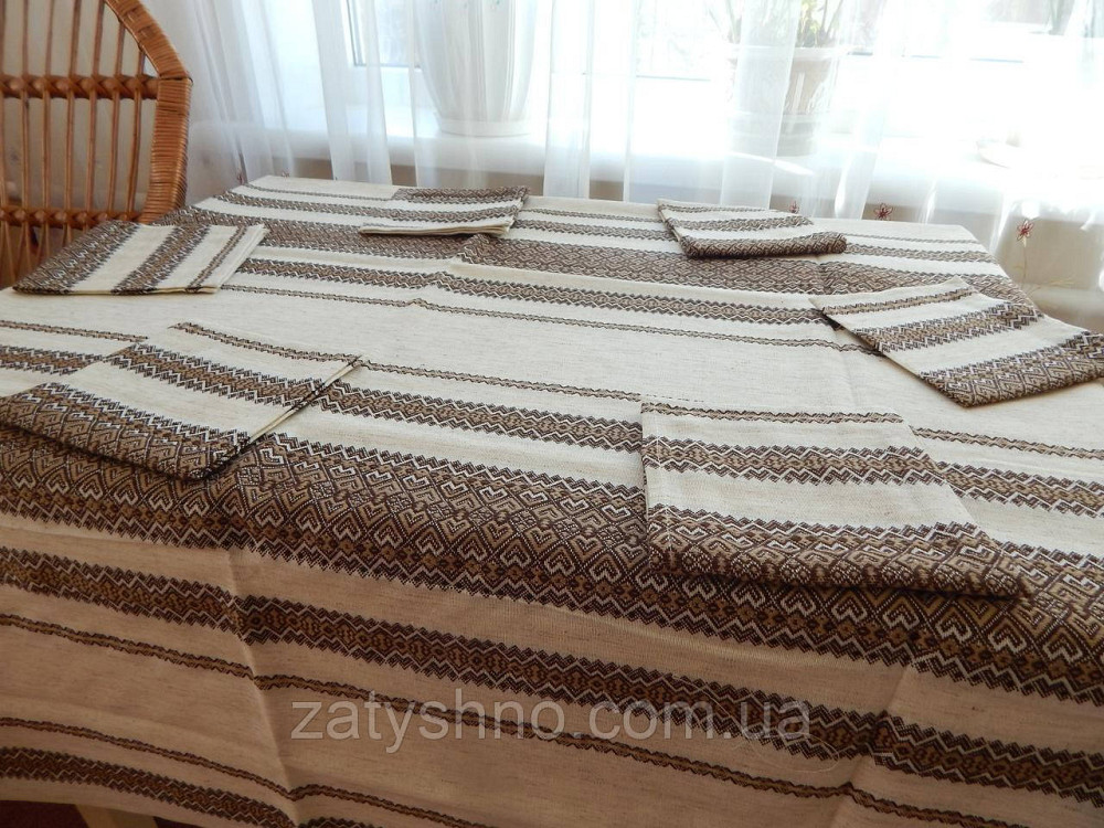 Кавова скатертина вишита на льону та серветки Київ - фото 5