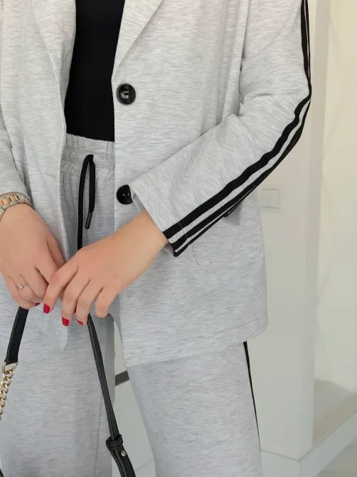 Женский костюм идеально подходит для повседневного гардероба Одесса - изображение 14