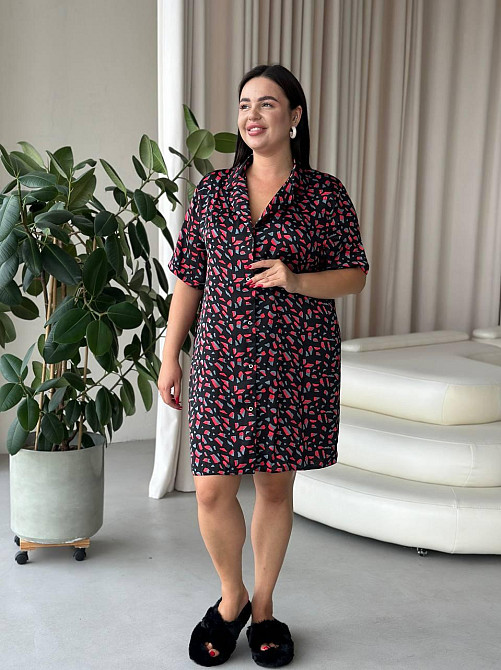 Жіноча шовкова нічна сорочка великих розмірів Ночнушка PLUS SIZE Одяг для дому Сукня для сну з принтом Одеса - фото 4