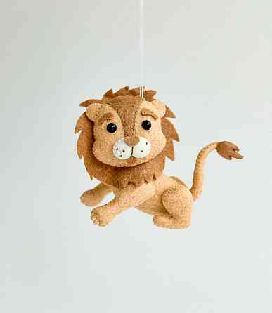 Мягкая фетровая игрушка лев ручной работы – безопасная развивающая игрушка Киев