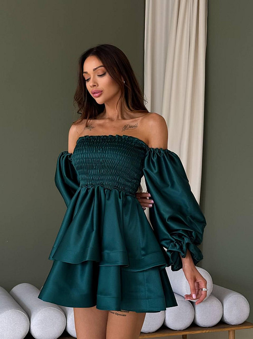Женское привлекательное стильное праздничное платье королевский атлас Зеленый Одесса - изображение 1