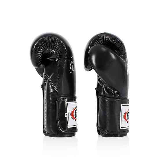 Боксерські рукавиці Fairtex BGV5 Black 10 унцій (бинти в комплекті) Каменское