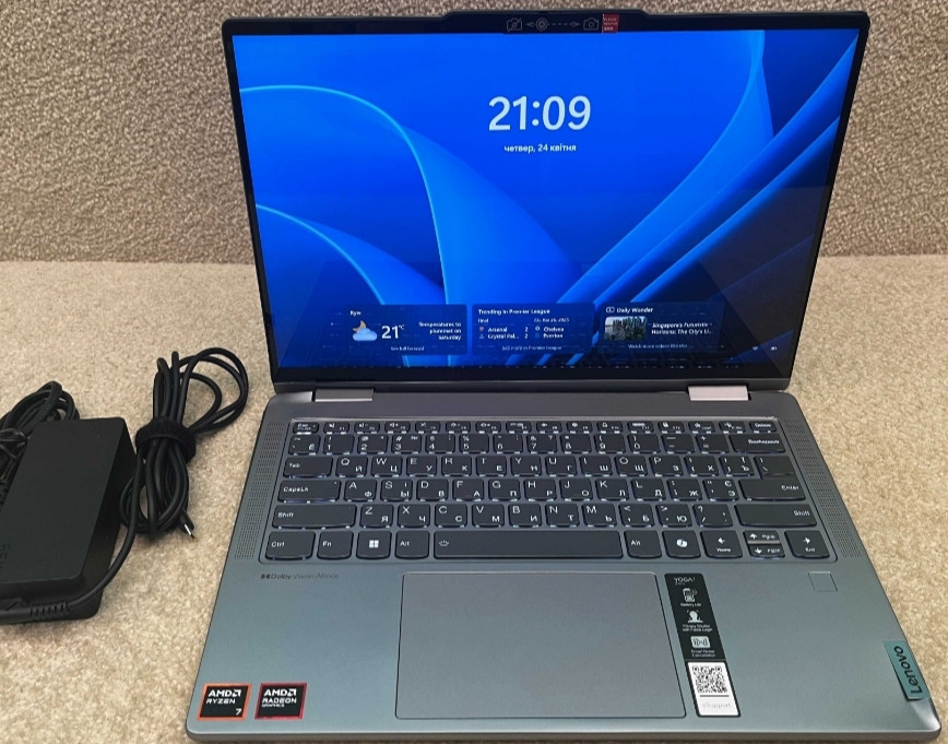 Ноутбук Екран: Екран: 14