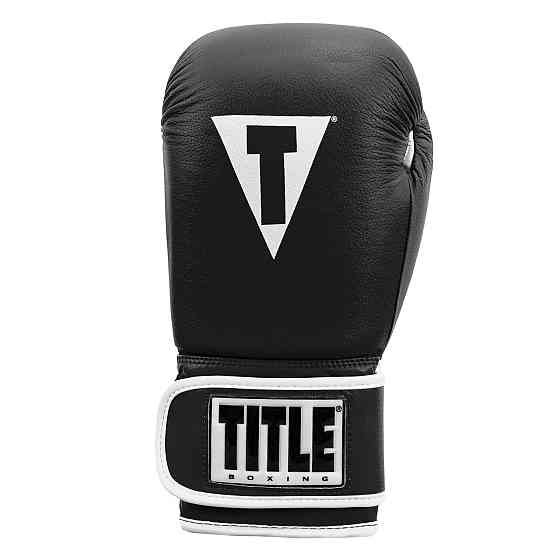 Боксерські рукавиці TITLE Boxing Pro Style Leather Gloves 3.0 Black/White 12 oz (бинти 4м. в комплек Каменское