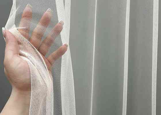 Тюль VR-Textil 1696т Грек-сетка с вышивкой и люрексом Молочный с бирюзовым 300х270 см (42-0737) Киев