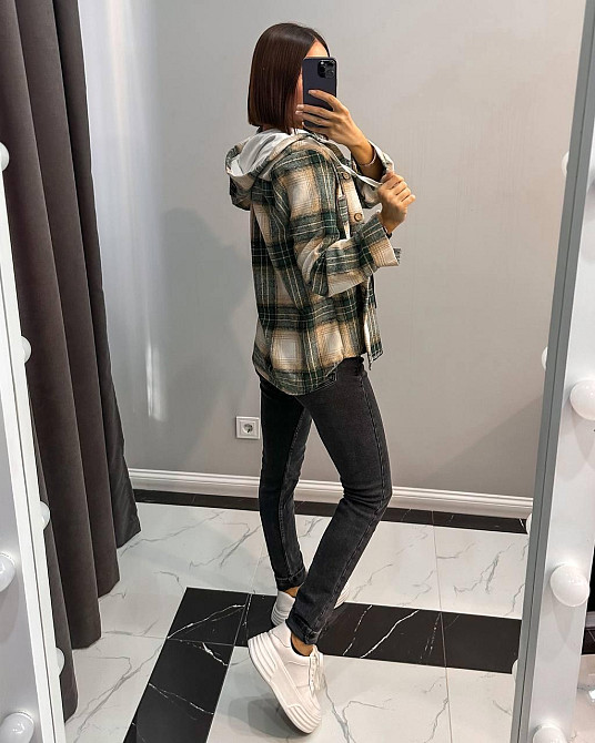 Женская повседневная рубашка в клетку на пуговицах с капюшоном коттон + трикотаж Зеленый, 48 Одесса - изображение 3