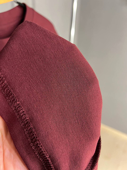 Футболка жіноча A-N 911-20 середня довжина вишня камінчики one size, бордовий, one size Київ - фото 8