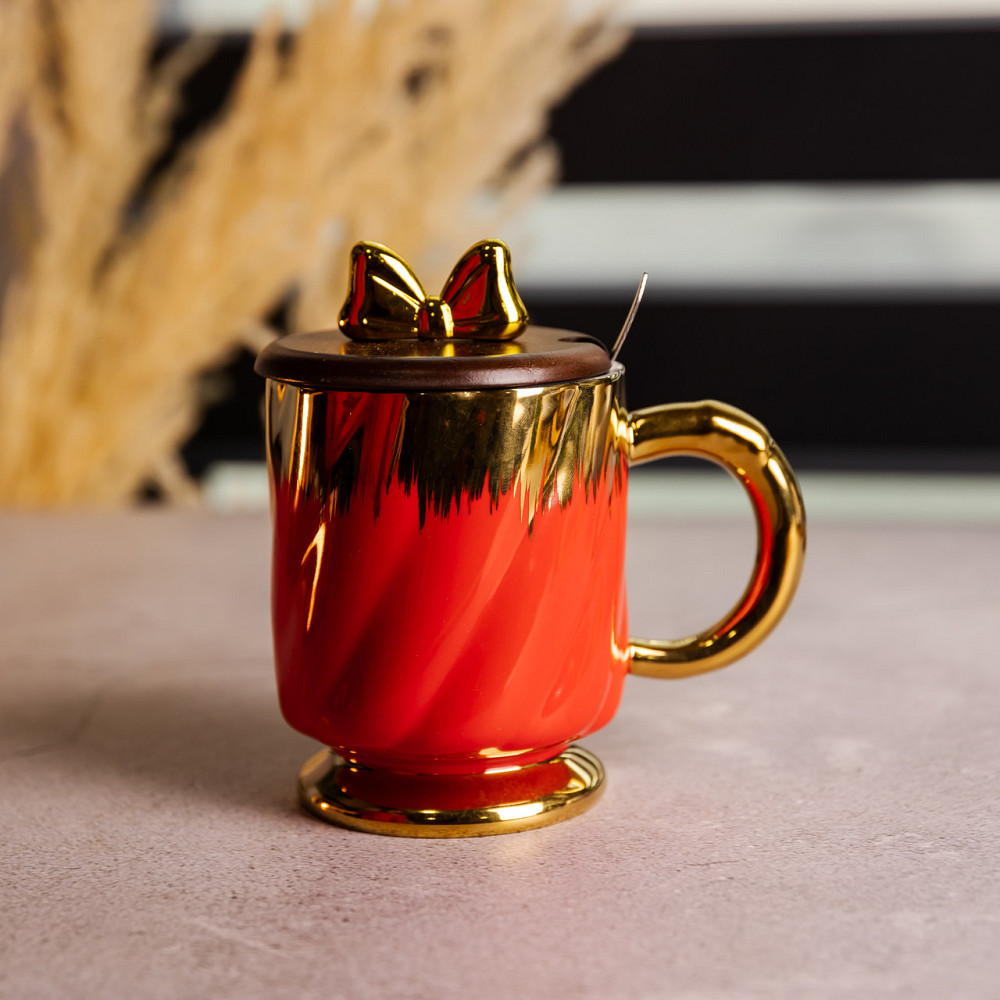 Новорічна порцелянова чашка «Золотий Вихор» 450 мл з кришкою і ложкою Yiwu FM-23C Коломия - фото 1