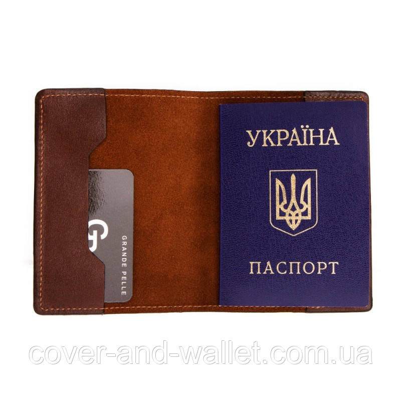 Коричнева обкладинка для закордонного паспорта з гладкої шкіри Grande Pelle 252623 Київ - фото 10