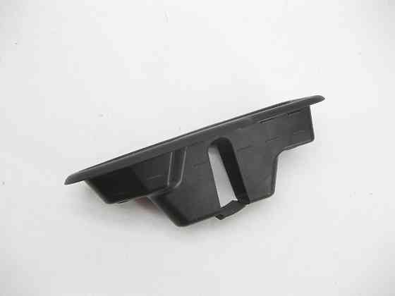 Mercedes-Benz  A1669242737 9051 Накладка петлі замка заднього сидіння зовнішня чорна GL/GLS X166 Одеса