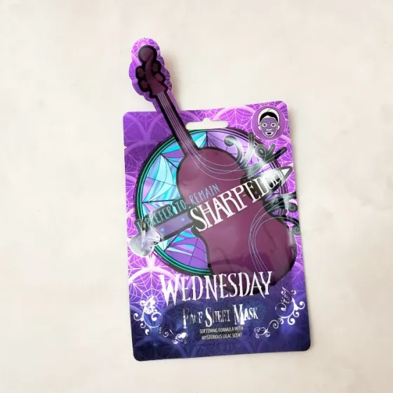 Дитяча тканинна маска для обличчя пом'якшувальна з ароматом бульку Wednesday 20 мл. Львів