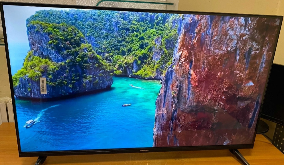 ХИТ! Телевизор Samsung 4K Smart TV 45