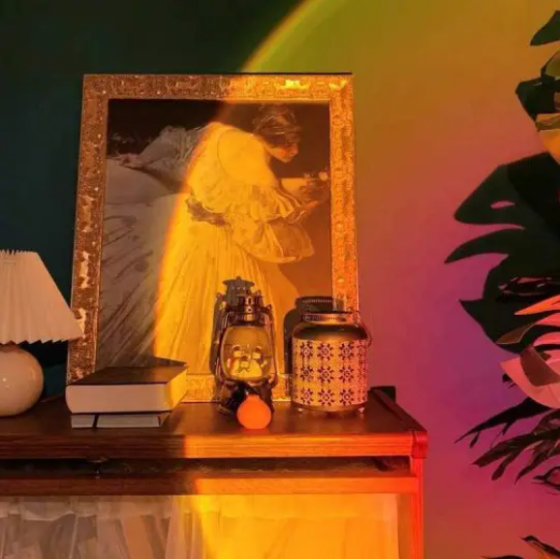 Проекційна лампа Sunset Lamp Q07 – світлодіодний торшер з ефектом заходу сонця для фото та декору Київ