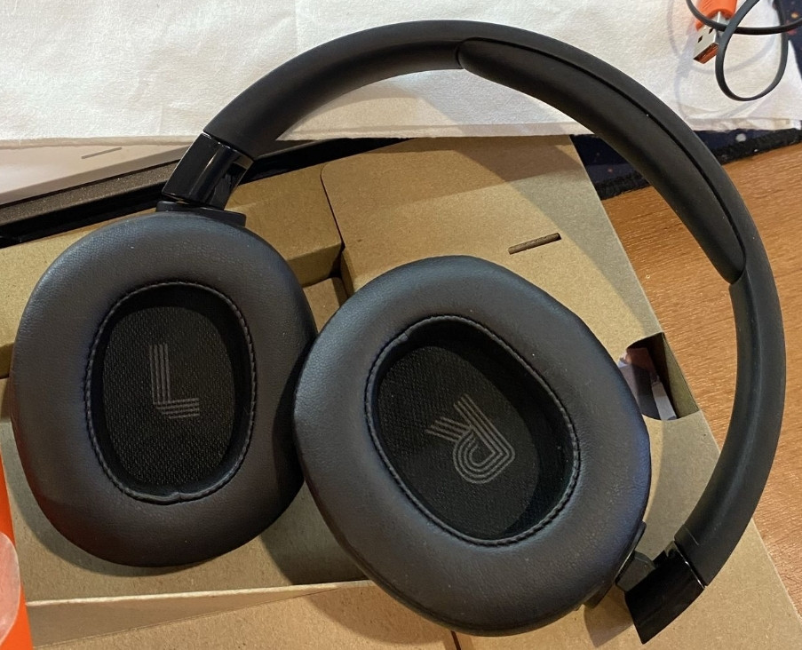 Навушники JBL TUNE 720BT Чорні. Киев - изображение 1
