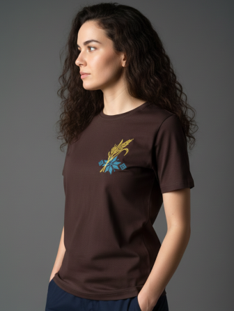 Жіноча коричнева вишита футболка вишиванка з голубим орнаментом і неймовірними колосками Київ