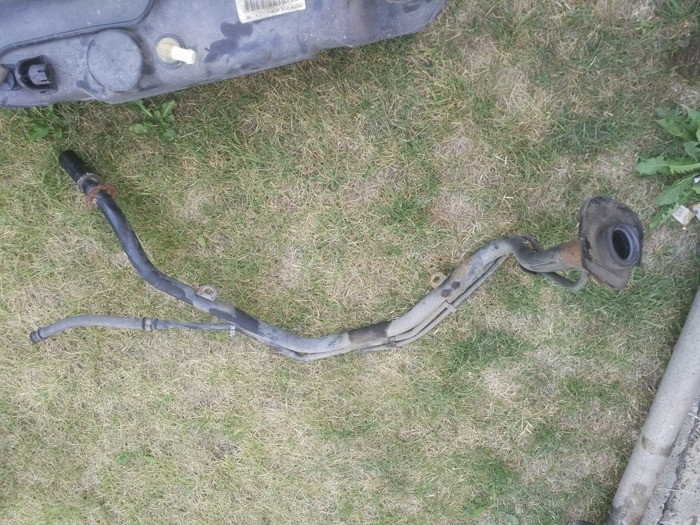 Горловина паливного бака 1S71-9034-DL Форд Мондео 3 універсал Винница - изображение 1