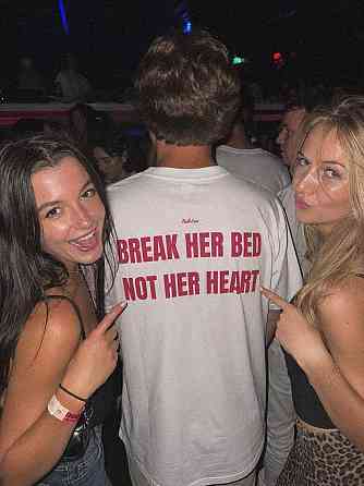 Футболка оверсайз «Break Her Bed Not Her Heart» L, Темно-синій Чернівці