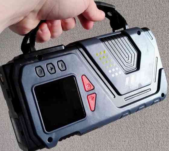 Аккумуляторный бустер / компрессор с фонариком — авто/вело/мото. Харків