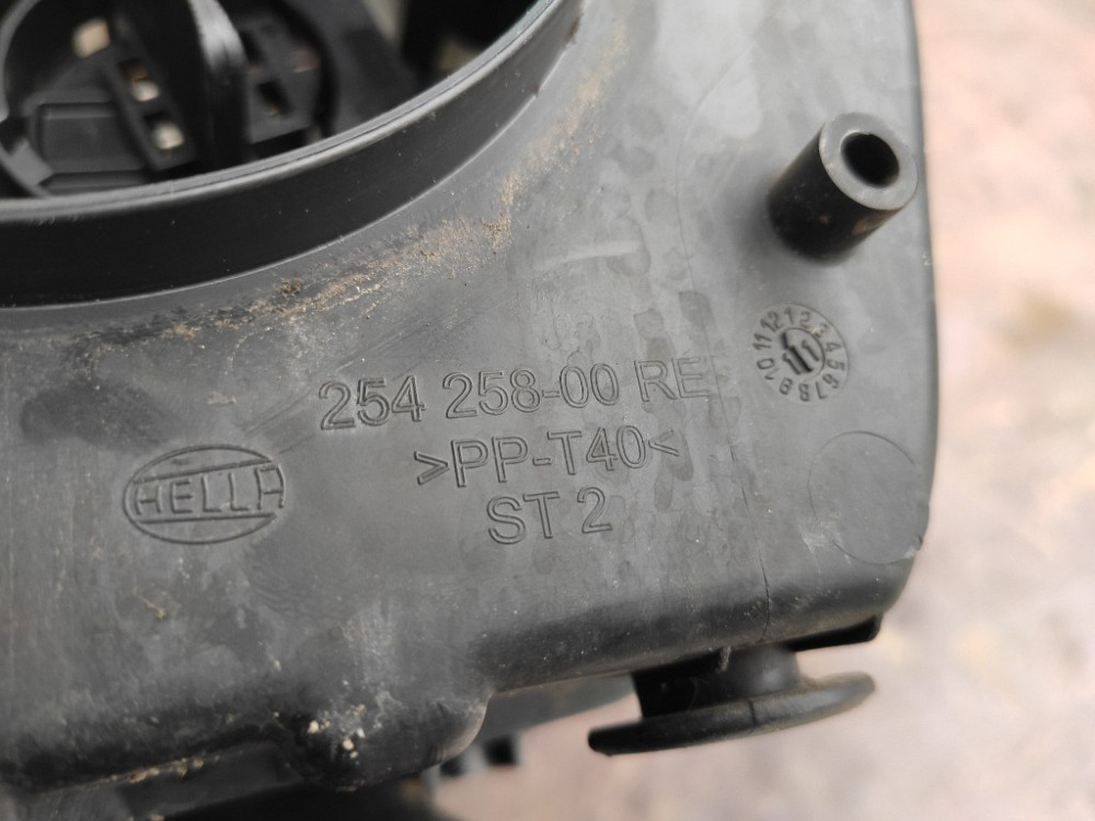 Фара права VW Golf 6 2008-2013 (5K1941006M) Ковель - изображение 6