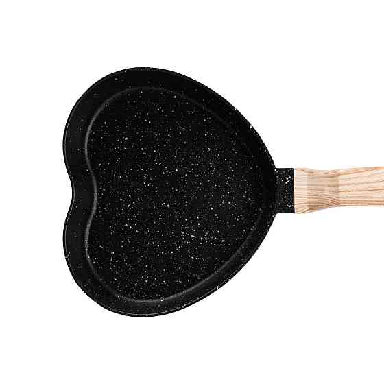 Сердечна сковорода з антипригарним покриттям чорна Київ