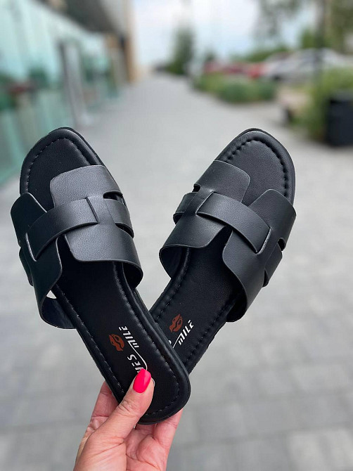 YES MILE Зручні жіночі шльопанці зі штучної шкіри чорні на низькому ходу YES MILE SF-16 р. 36-4 Коломия - фото 8