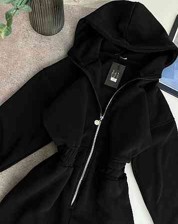 Женский теплый комбинезон с капюшоном трехнитка на флисе + нашивка Черный, 46/48 Одесса