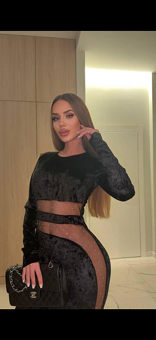 Жіноче святкове, привабливе мідіплаття з м'якого оксамиту зі вставками сітки з камінчиками Чорне, 44/46 Одеса - фото 6