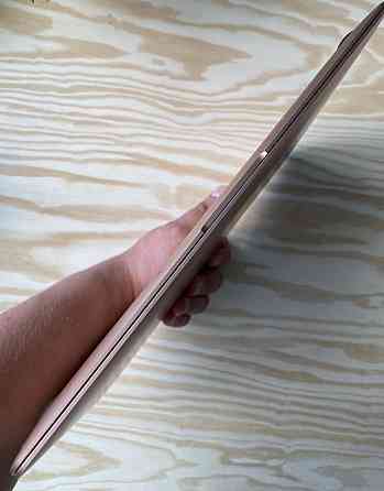 Ноутбук: MacBook Air 13 M1 8/256Gb Киев