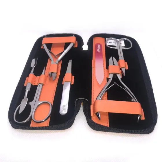 Маникюрный набор KDS маникюрно педикюрный (7 предметов) с хрустальной пилочкой Киев