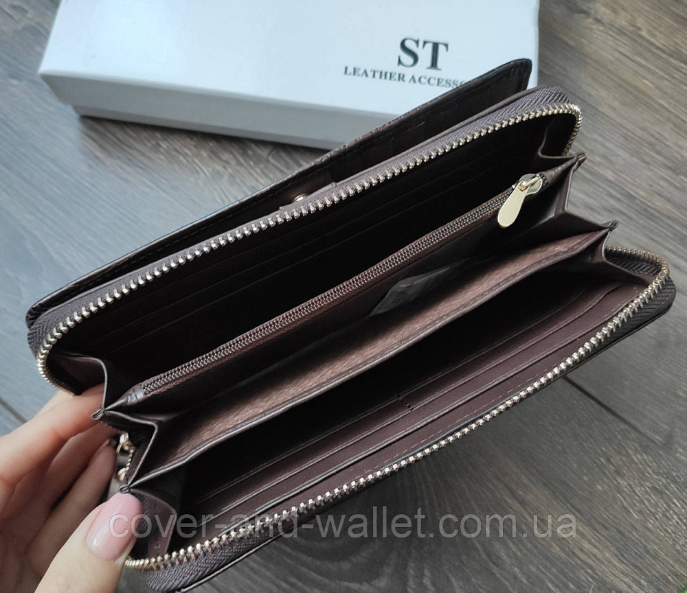 Жіночий лаковий гаманець з натуральної шкіри на змійці ST Leather S7001A Dark brown Київ - фото 5