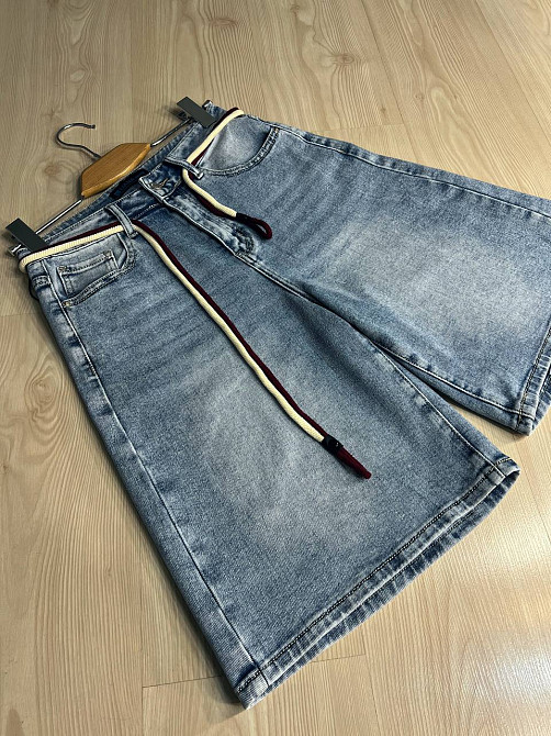 Шорти жіночі джинсові Liana 4-011 бермуди широкі довжина до колін пояс мотузка стрейчеві блакитні, блакитний, 26, 26, 70 см, 100 см Київ - фото 2