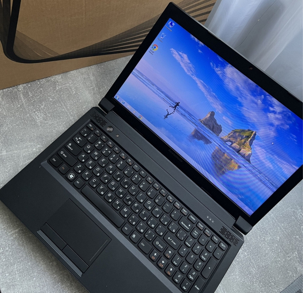Ноутбук: Lenovo як Новий, Батарея 4 год. Київ - фото 1