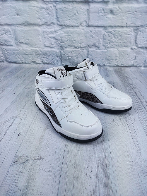 Детские демисезонные белые кроссовки хайтопы  светоотражающие для мальчиков подростков 32 Николаев - изображение 7