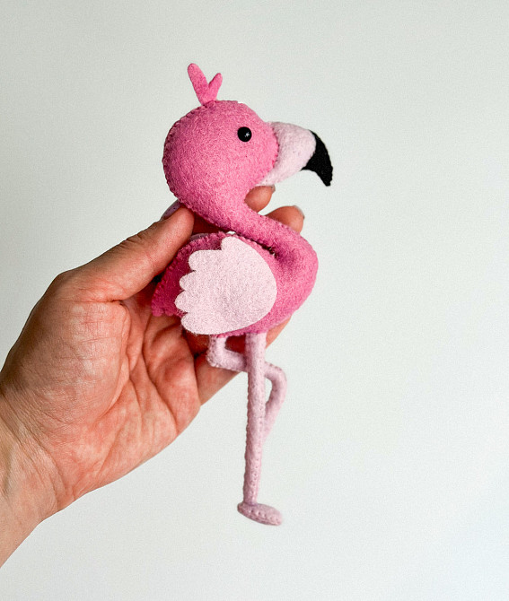 М’яка фетрова іграшка рожевий фламінго ручної роботи – безпечна розвиваюча іграшка Київ - фото 8