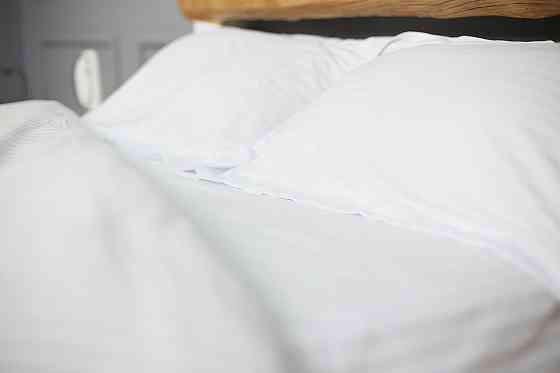 Комплект постельного белья Ideal Textile страйп-сатин белый двуспальный евро Полоска 1 см (56860696) Черновцы