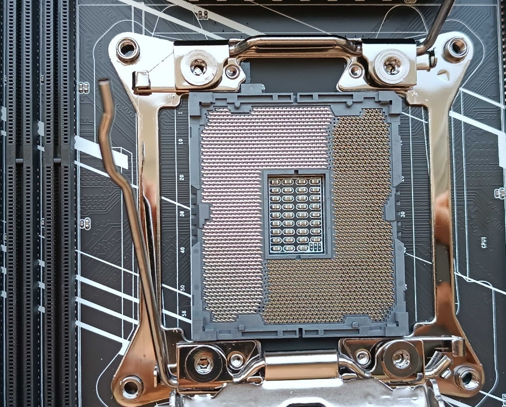 Huananzhi X99-F8 нова материнська плата / 2696v3 / 2011-3. Київ - фото 2