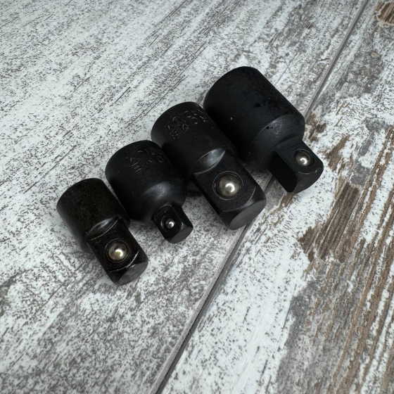 Набір перехідників 4шт для торцевих головок, воротків та тріскоток 60HRC сталь інструмент Київ