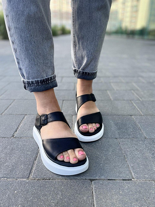 teona Шкіряні босоніжки жіночі чорні на білій платформі TEONA 123/1 літні р. 36-40 / Сандалі на Коломия - фото 4