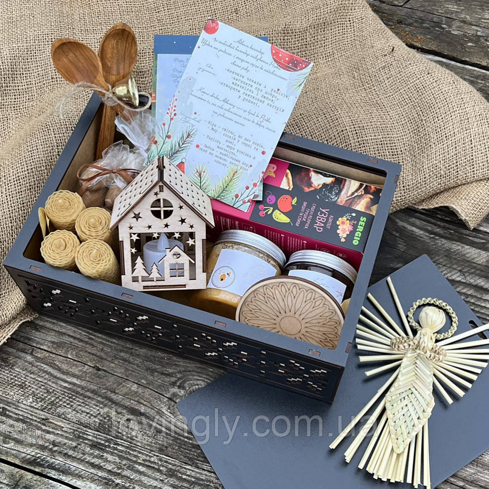 Рождественский набор ручной работы из Украины – свечи адвента, мед, узвар, ангел, домик Ирпень - изображение 9