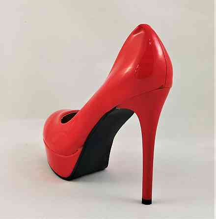 Жіночі Червоні Туфлі на Каблуку Шпильке Лакові Модельні (розміри: 36,38) — 161 Дніпро