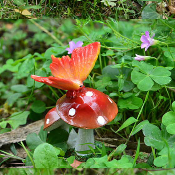 Садова фігурка Гриб з метеликом 10 х 7 см Полістоун Одеса