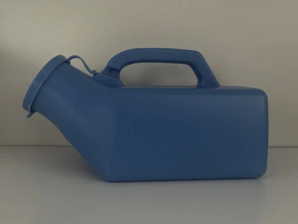 FY 665B Пісуар з ручкою та кришкою синій, для чоловіків Дніпро - фото 1