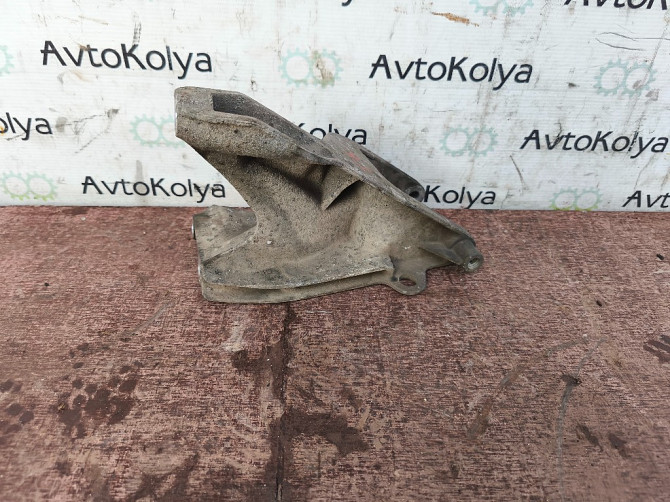 Кронштейн (опора) подушки двигуна правий VW T5 T6 2.0 tdi 2003-2019 (7E0199343B) Ковель - фото 2
