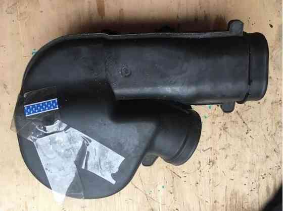 68045129AE Резонатор воздушного фильтра  Journey12-. 3.6l Коломыя