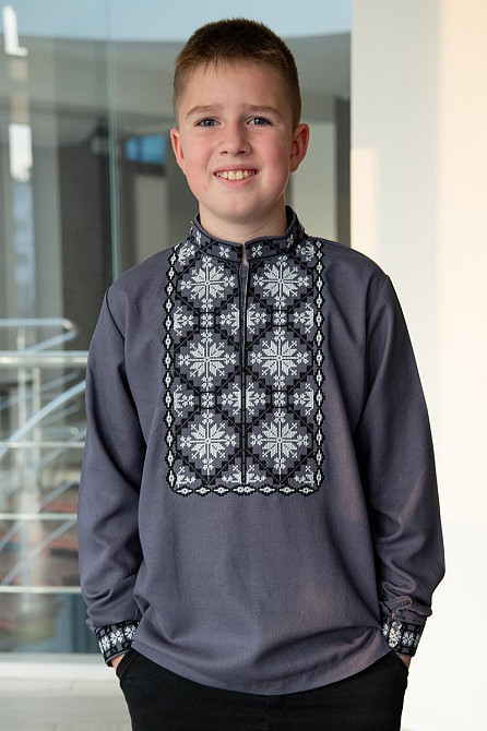 Вишиванка для хлопчиків із довгим рукавом лляна темно-сіра топ 140 Київ - фото 1