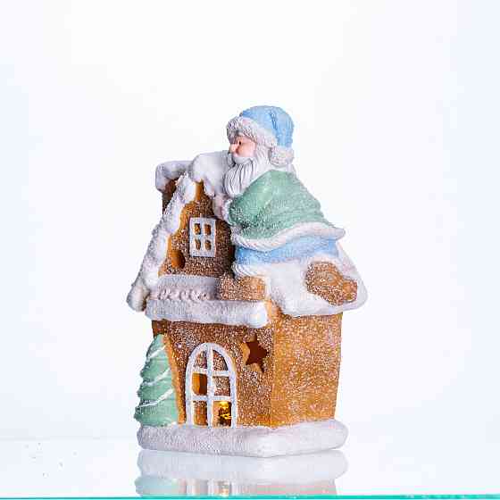 Yiwu Новорічна декоративна фігурка з підсвіткою 14×9×20 см Новорічний декор Будиночок з Сантою Коломия